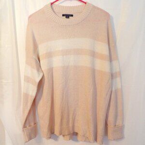 Womans American Eagle size Large, cream and white long sleeve.